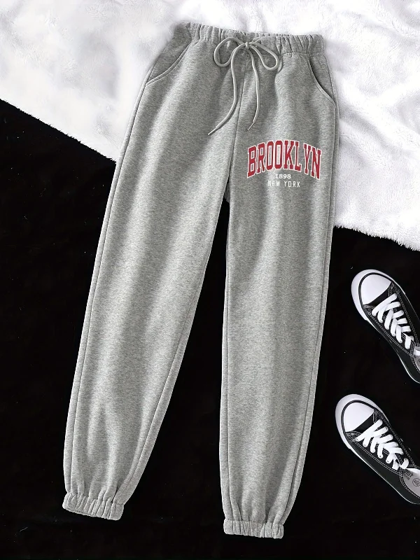 Brooklyn women’s sweatpants fleece inside