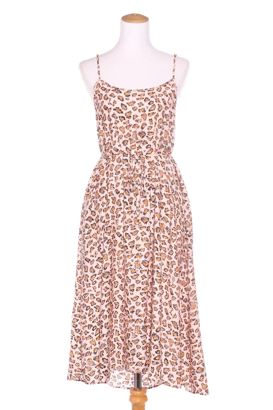 Ball Gown Women Dress with a Full Skirt for a Princess - like Look Ball Gown Women Dress with a Full Skirt for a Princess - like Look TUESDAY - Blush leopard print sun dress! 12